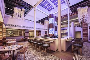 Le Suffren Hotel & Marina