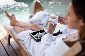 Le Suffren Hotel & Marina