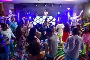 Le Suffren Hotel & Marina