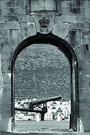 Le Suffren Hotel & Marina