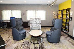 Courtyard by Marriott Toronto Brampton