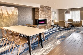 Fairfield Inn and Suites by Marriott Toronto Brampton