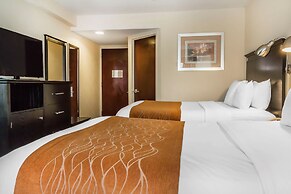 Comfort Inn & Suites LaGuardia Airport