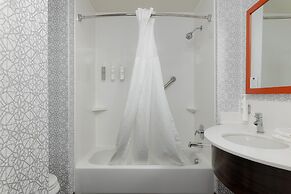 Hampton Inn & Suites Palmdale