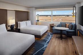 Grand Hyatt DFW - Connected to the airport