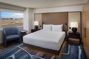 Grand Hyatt DFW - Connected to the airport