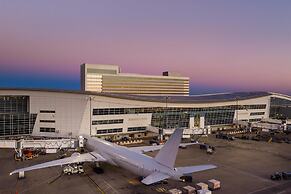Grand Hyatt DFW - Connected to the airport