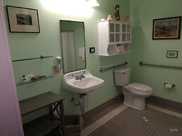 Maple Hill Farm Inn
