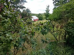 Maple Hill Farm Inn