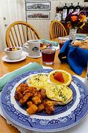 Maple Hill Farm Inn