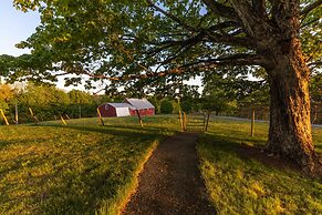 Maple Hill Farm Inn