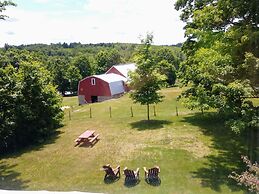 Maple Hill Farm Inn
