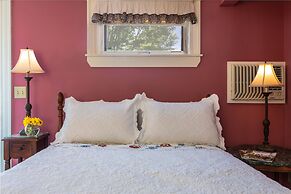 Maple Hill Farm Inn