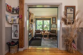 Maple Hill Farm Inn