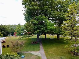 Maple Hill Farm Inn