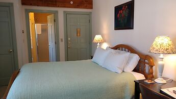 Maple Hill Farm Inn