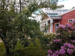 Maple Hill Farm Inn