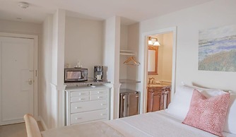 Sheepscot Harbour Village Resort