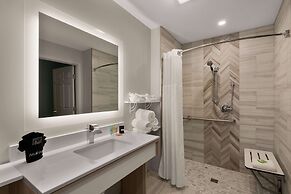 Wyndham Garden Galena Hotel & Day Spa