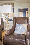 Port Royal Oceanfront Hotel