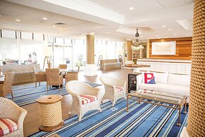 Port Royal Oceanfront Hotel