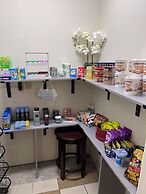 Red Roof Inn & Suites Detroit-Melvindale/ Dearborn