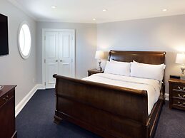 Madison Beach Hotel