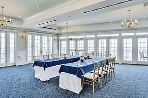 Madison Beach Hotel