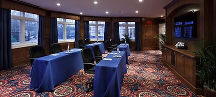 Madison Beach Hotel