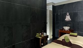 Convento do Espinheiro, Historic Hotel & Spa