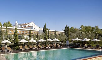 Convento do Espinheiro, Historic Hotel & Spa