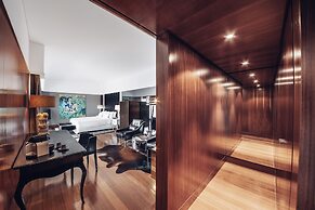 Convento do Espinheiro, Historic Hotel & Spa