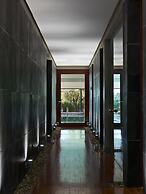 Convento do Espinheiro, Historic Hotel & Spa