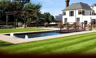 Western House Hotel