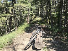 Good Medicine Lodge Bed & Breakfast