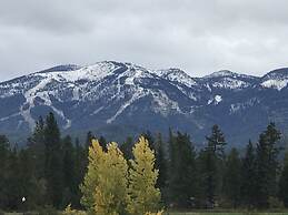 Good Medicine Lodge Bed & Breakfast