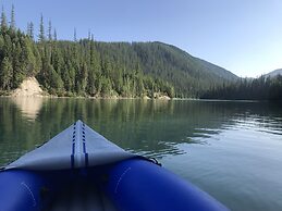 Good Medicine Lodge Bed & Breakfast
