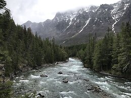 Good Medicine Lodge Bed & Breakfast