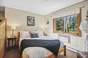 Good Medicine Lodge Bed & Breakfast