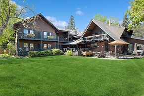 Good Medicine Lodge Bed & Breakfast