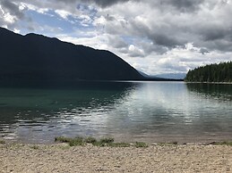 Good Medicine Lodge Bed & Breakfast