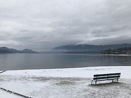 Good Medicine Lodge Bed & Breakfast