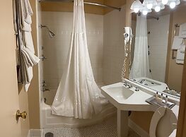 Arlington Resort Hotel and Spa