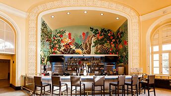 Arlington Resort Hotel and Spa