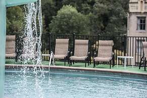 Arlington Resort Hotel and Spa