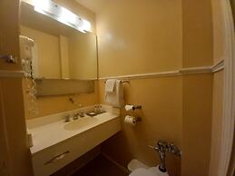 Arlington Resort Hotel and Spa