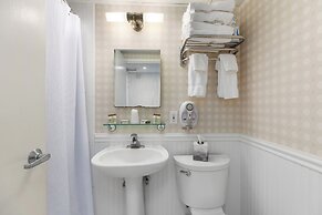 Oceanfront Pan American Hotel