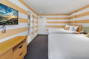 Oceanfront Pan American Hotel