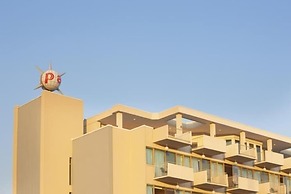 Oceanfront Pan American Hotel