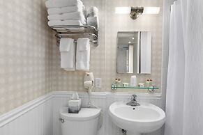 Oceanfront Pan American Hotel